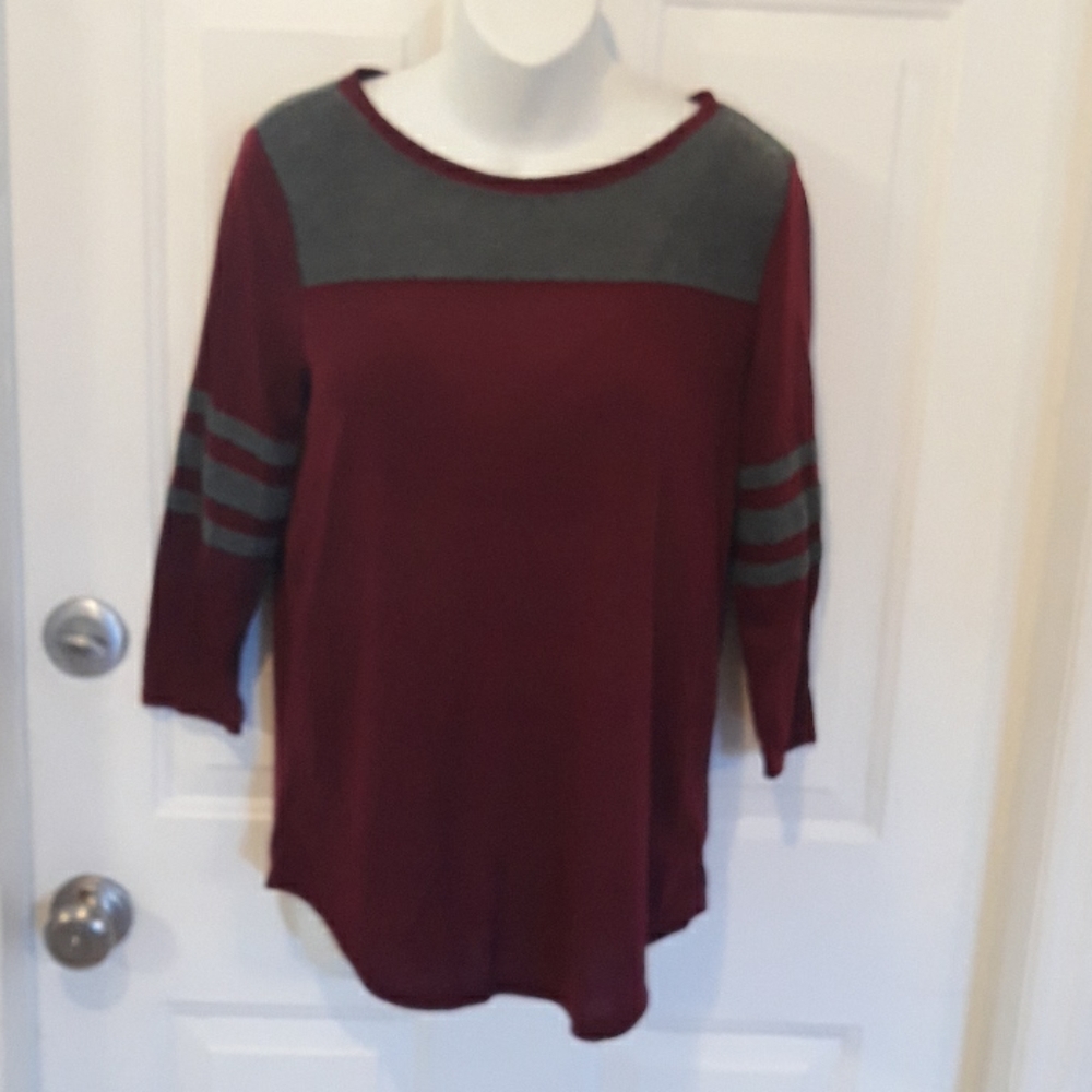 Arizona Jean's company long sleeve shirt